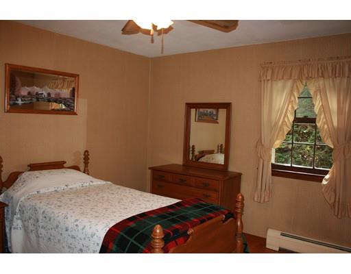159 Sackett Road Westfield, MA 01085 - Photo 17 of 38 Gallery Image 17