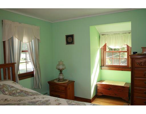 159 Sackett Road Westfield, MA 01085 - Photo 21 of 38 Gallery Image 21