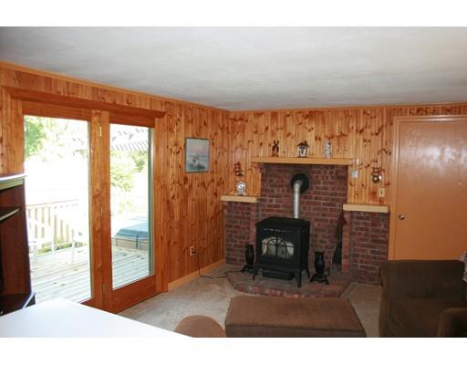 159 Sackett Road Westfield, MA 01085 - Photo 6 of 38 Gallery Image 6