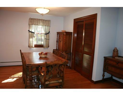159 Sackett Road Westfield, MA 01085 - Photo 8 of 38 Gallery Image 8