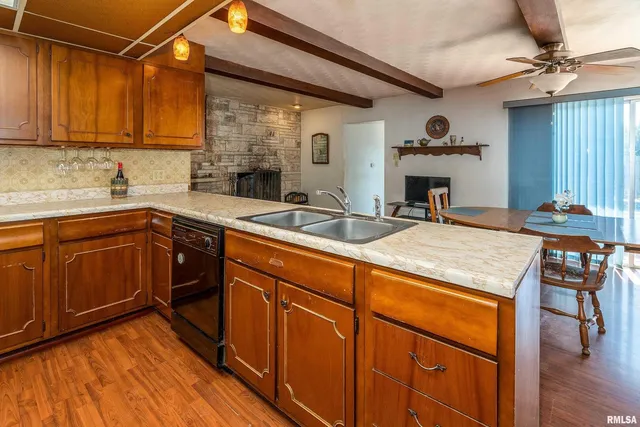 $139,000 | 1609 Tina Drive, Murphysboro, IL 62966