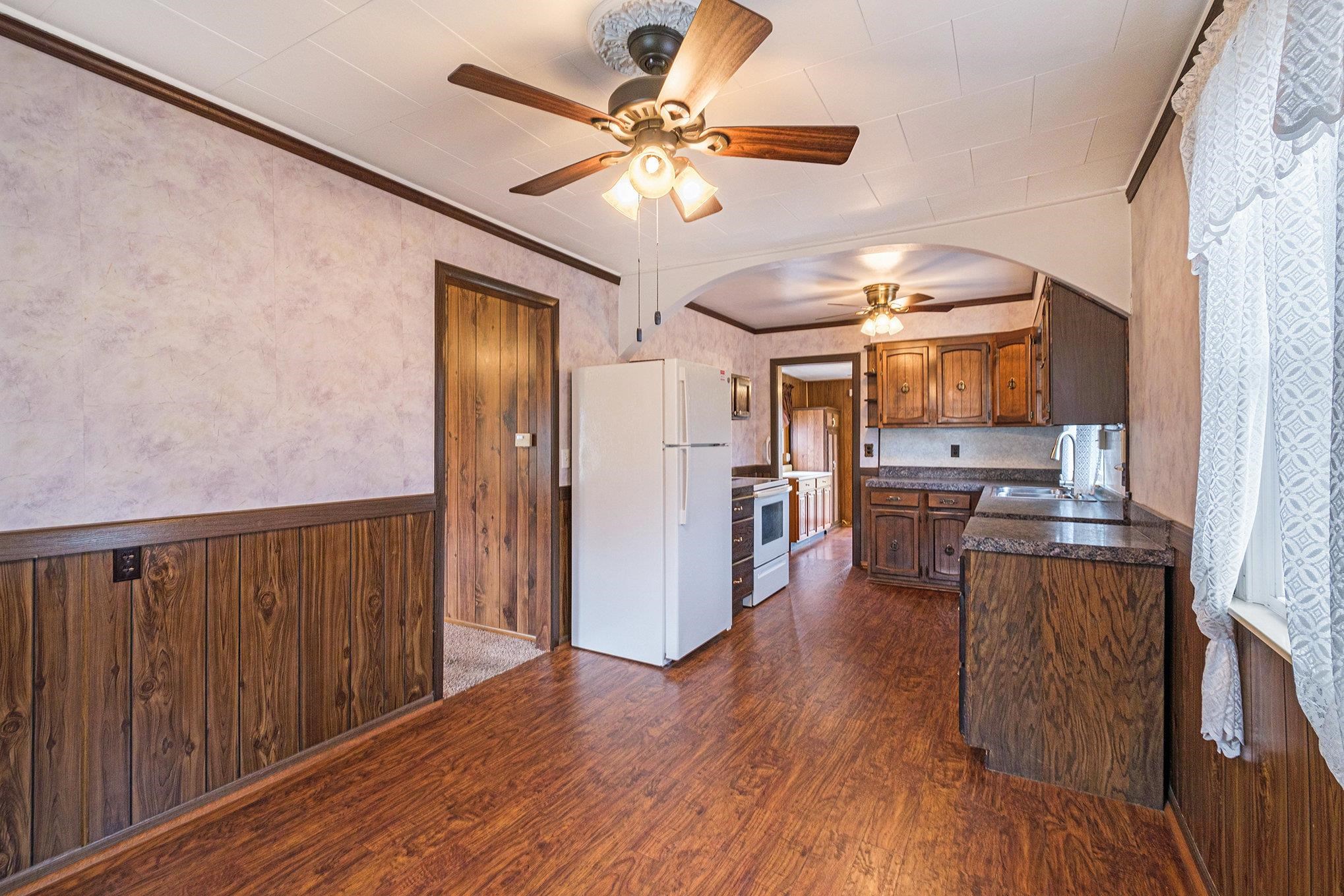3317 North Genesee Road Flint, MI 48506 - Photo 7 of 20 50169786-06d03d93-f0d9-4610-af03-e6d7fa642753.JPG
