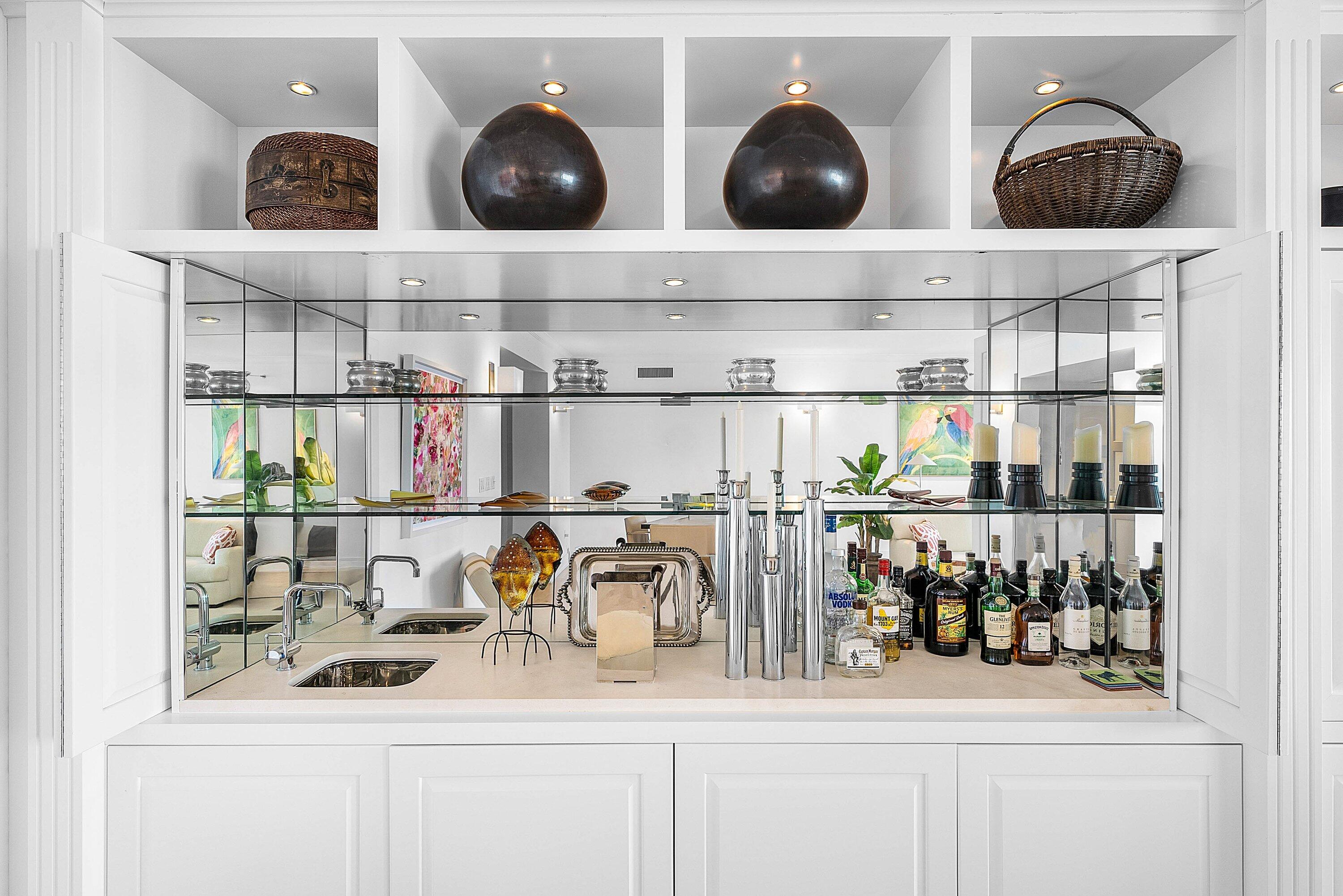 400 Southeast 5th Avenue, Unit 805N Boca Raton, FL 33432 - Photo 4 of 58 Great Room