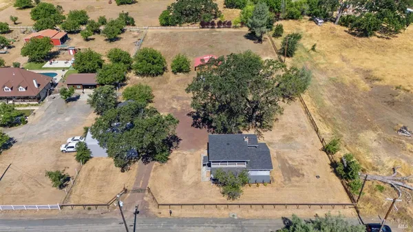 $699,000 | 20511 Santa Barbara Avenue, Middletown, CA 95461