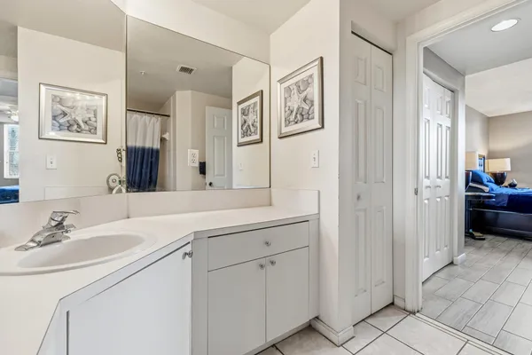 $385,000 | 11750 St Andrews Place, Unit 203, Wellington, FL 33414
