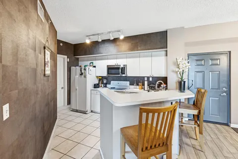 $385,000 | 11750 St Andrews Place, Unit 203, Wellington, FL 33414