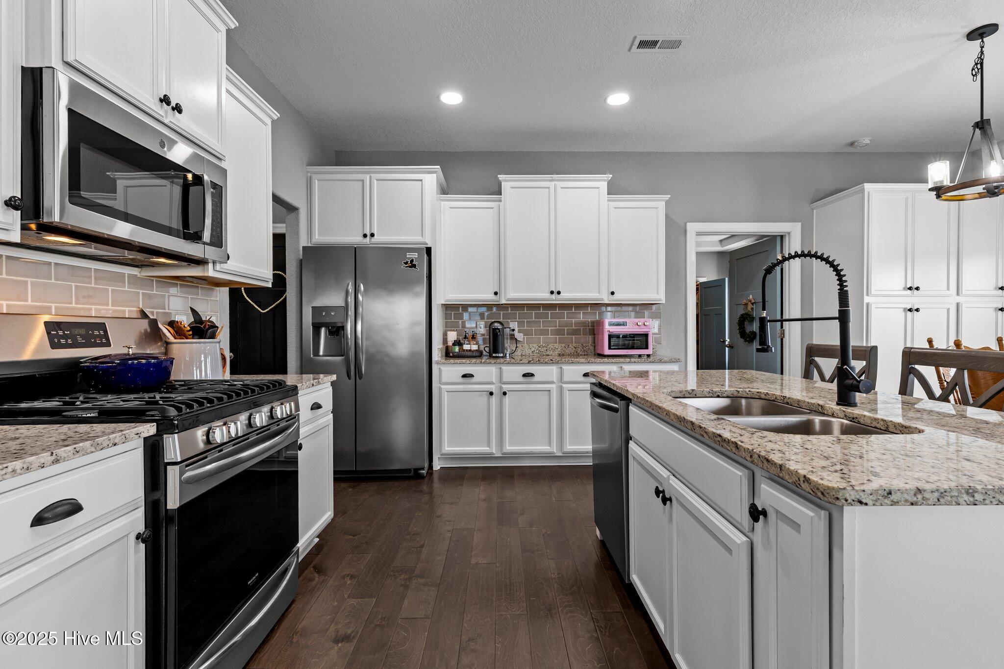 119 Elrod Road Moyock, NC 27958 - Photo 11 of 27 Kitchen