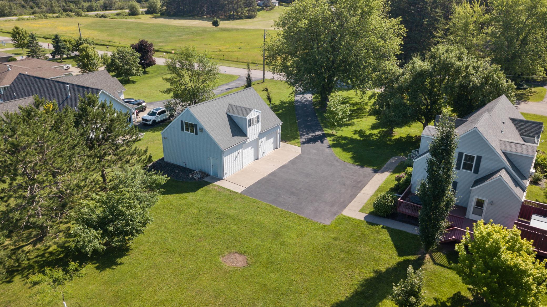 4073 Reinke Road Duluth, MN 55811 - Photo 2 of 29 Gallery Image 2