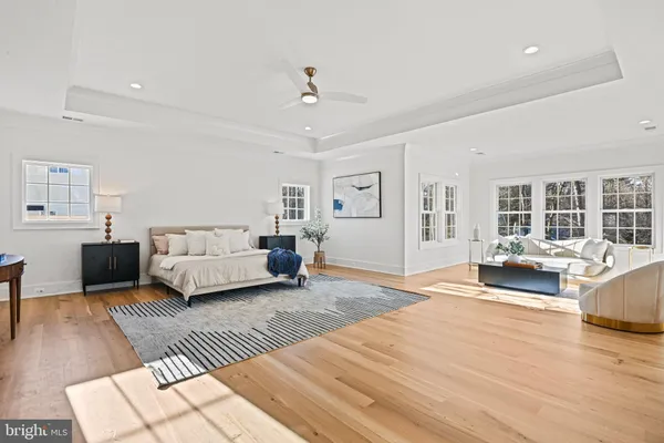 $3,299,000 | 352 Ayr Hill Avenue Northeast, Vienna, VA 22180