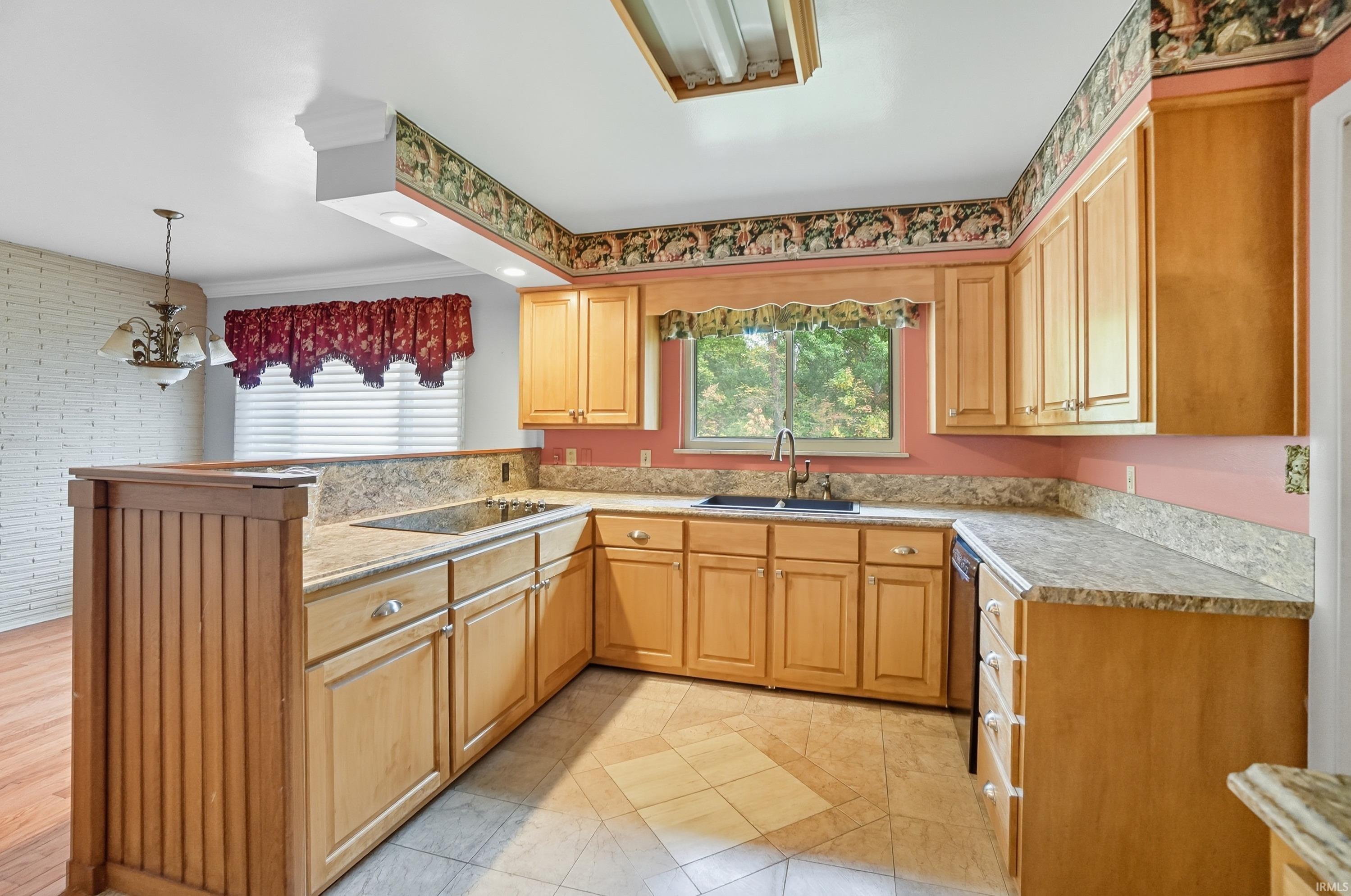 2441 Randall Road Fort Wayne, IN 46804 - Photo 14 of 36