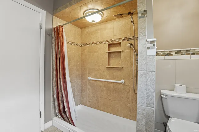 $378,000 | 2441 Randall Road, Fort Wayne, IN 46804