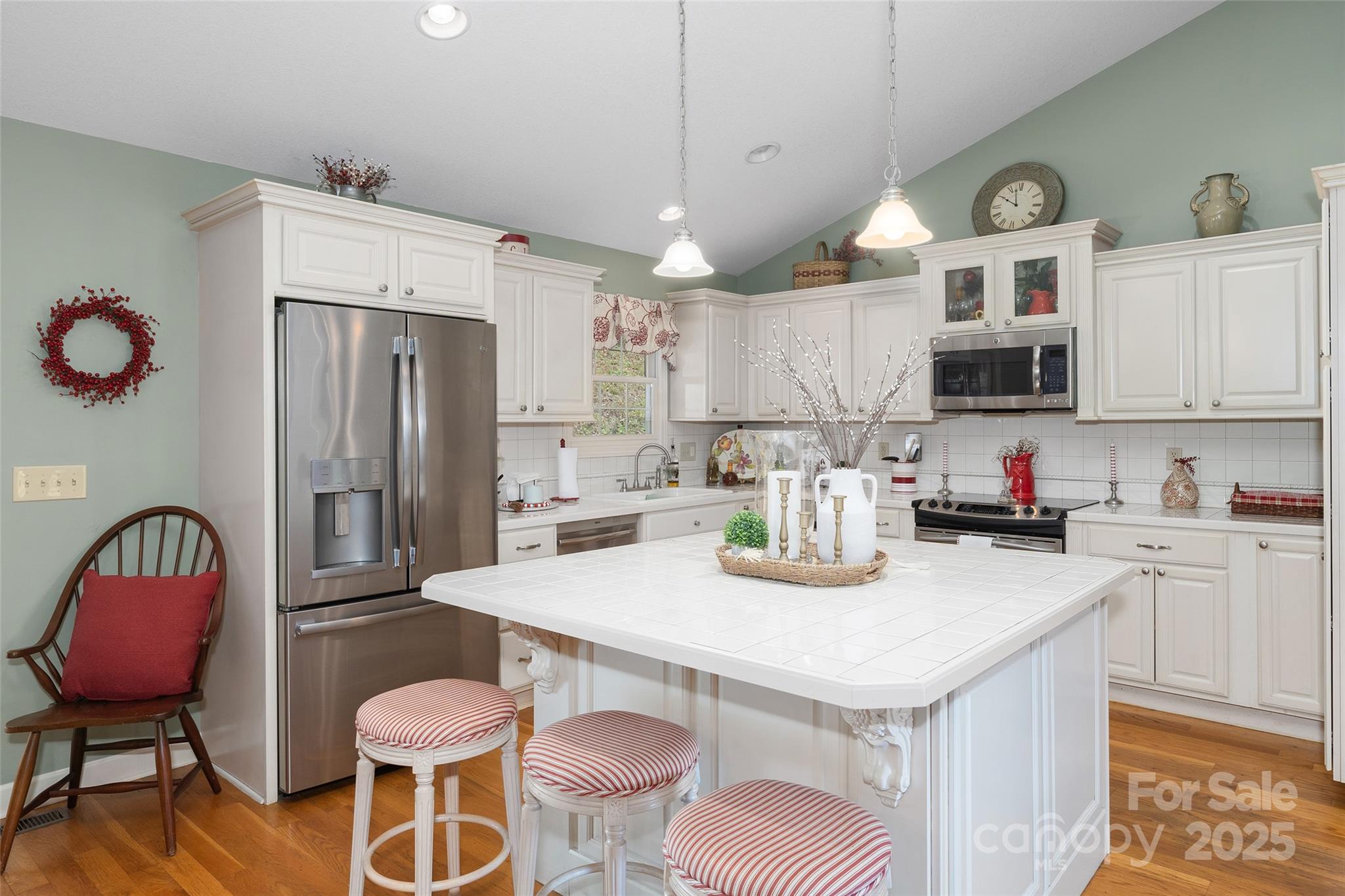 2375 Crymes Cove Road Waynesville, NC 28786 - Photo 11 of 37 Gallery Image 11
