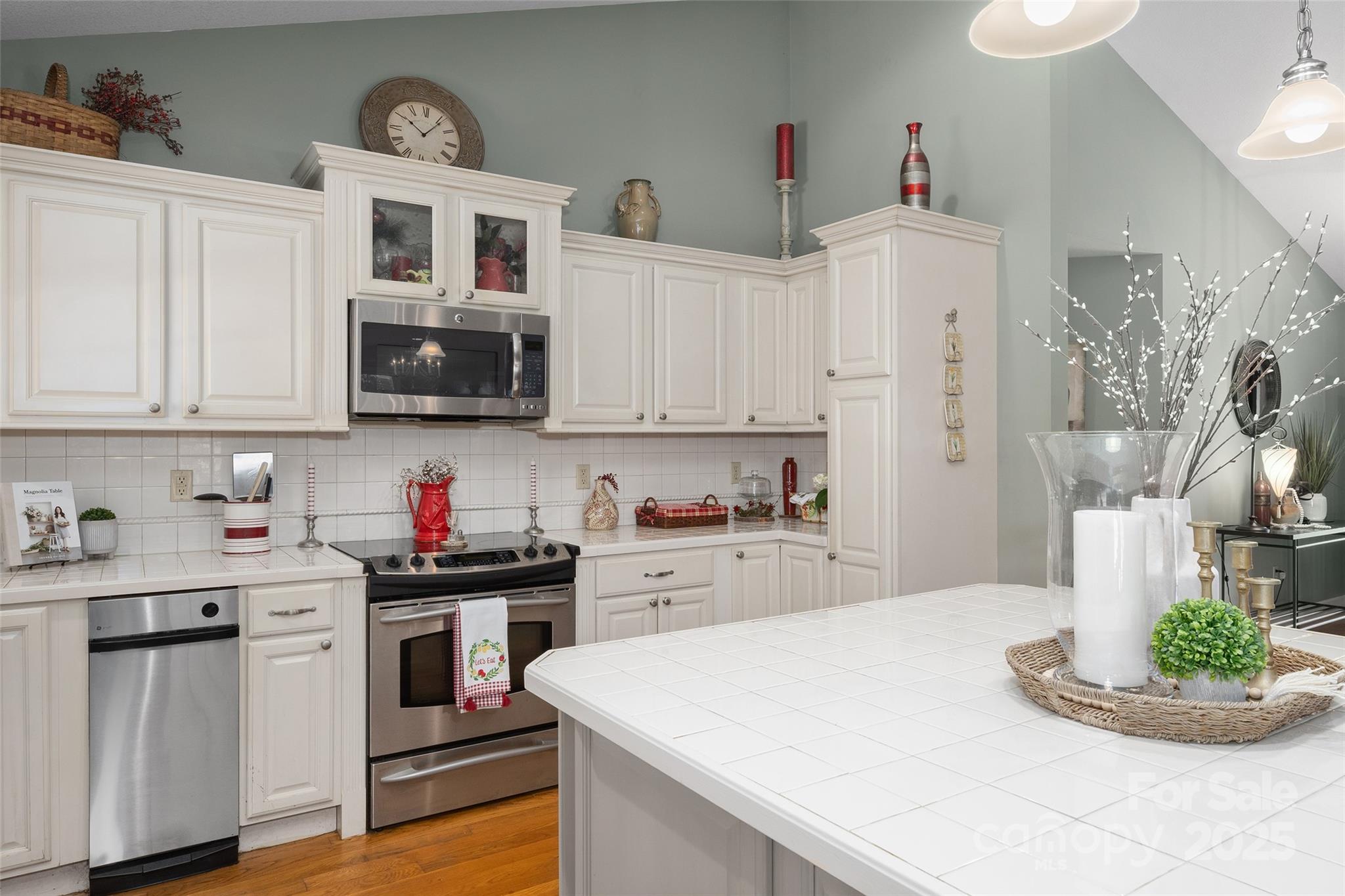 2375 Crymes Cove Road Waynesville, NC 28786 - Photo 12 of 37 Gallery Image 12