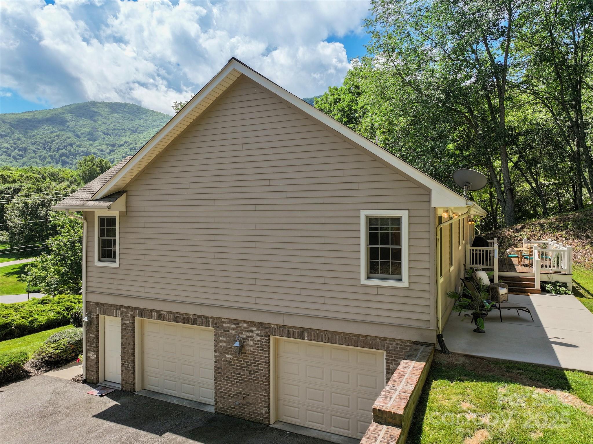 2375 Crymes Cove Road Waynesville, NC 28786 - Photo 34 of 37 Gallery Image 34