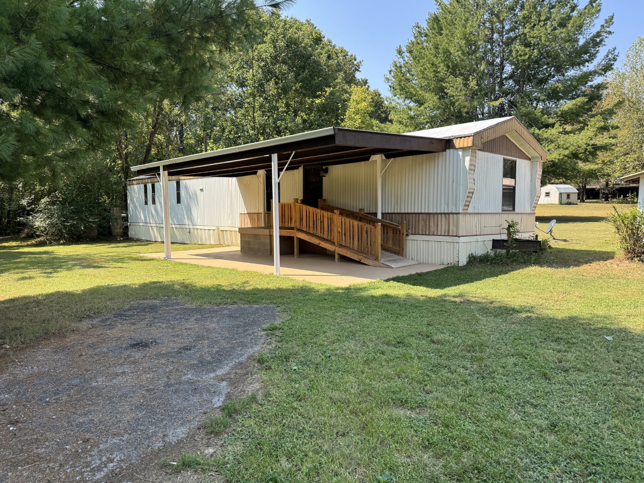 250 Breeze Inn Road Castalian Springs, TN 37031 - Photo 1 of 40 Gallery Image 1