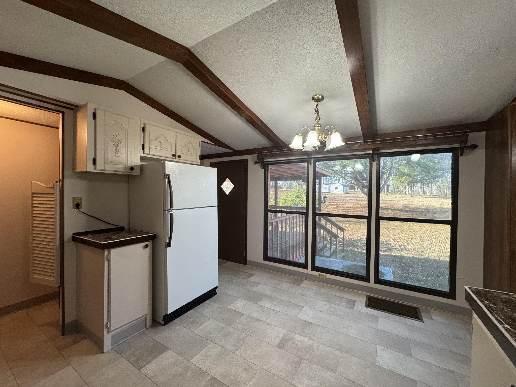250 Breeze Inn Road Castalian Springs, TN 37031 - Photo 14 of 40 Gallery Image 14