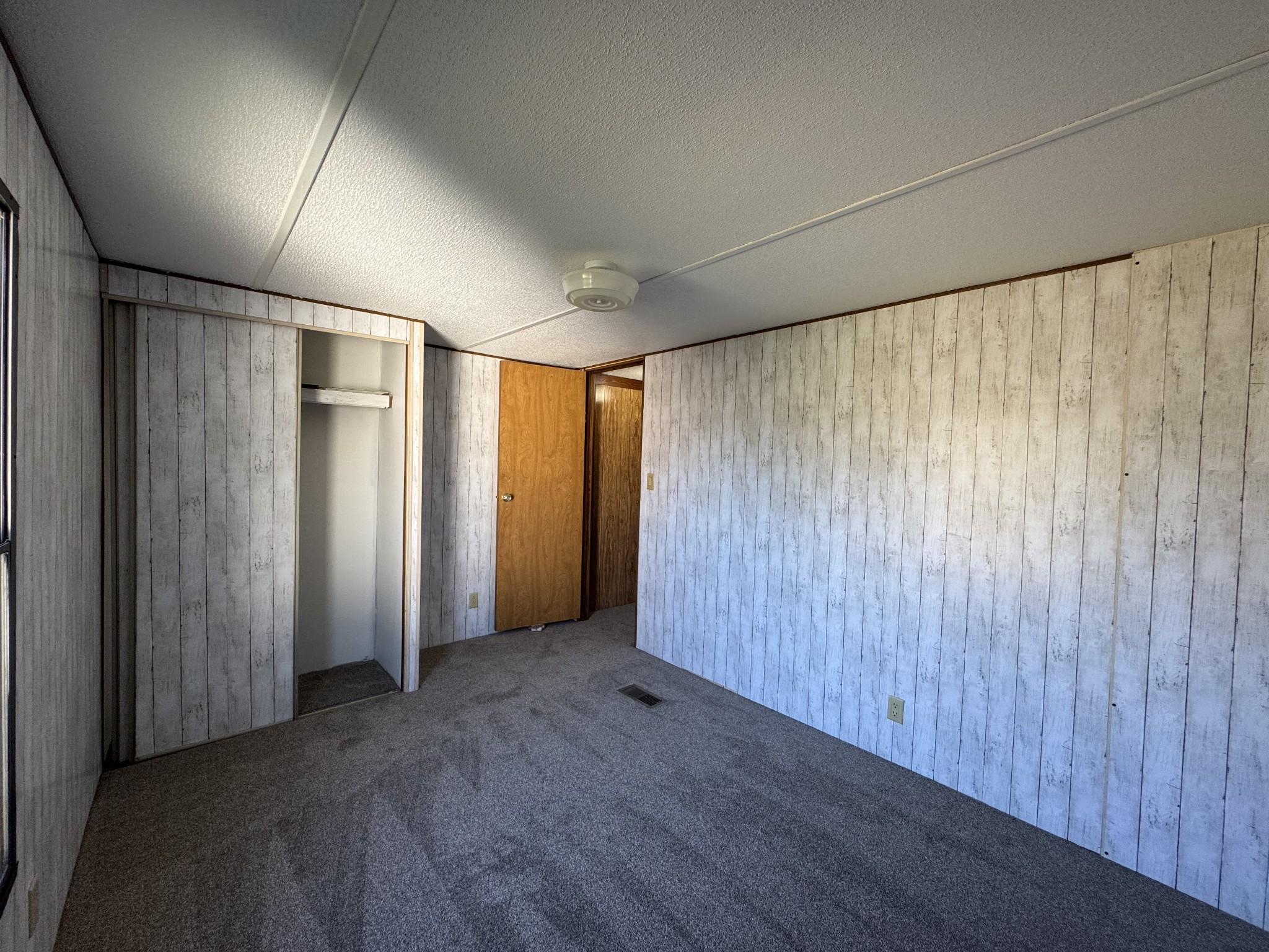 250 Breeze Inn Road Castalian Springs, TN 37031 - Photo 32 of 40 Gallery Image 32