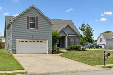 $324,900 | 3708 Kendra Court South, Clarksville, TN 37040