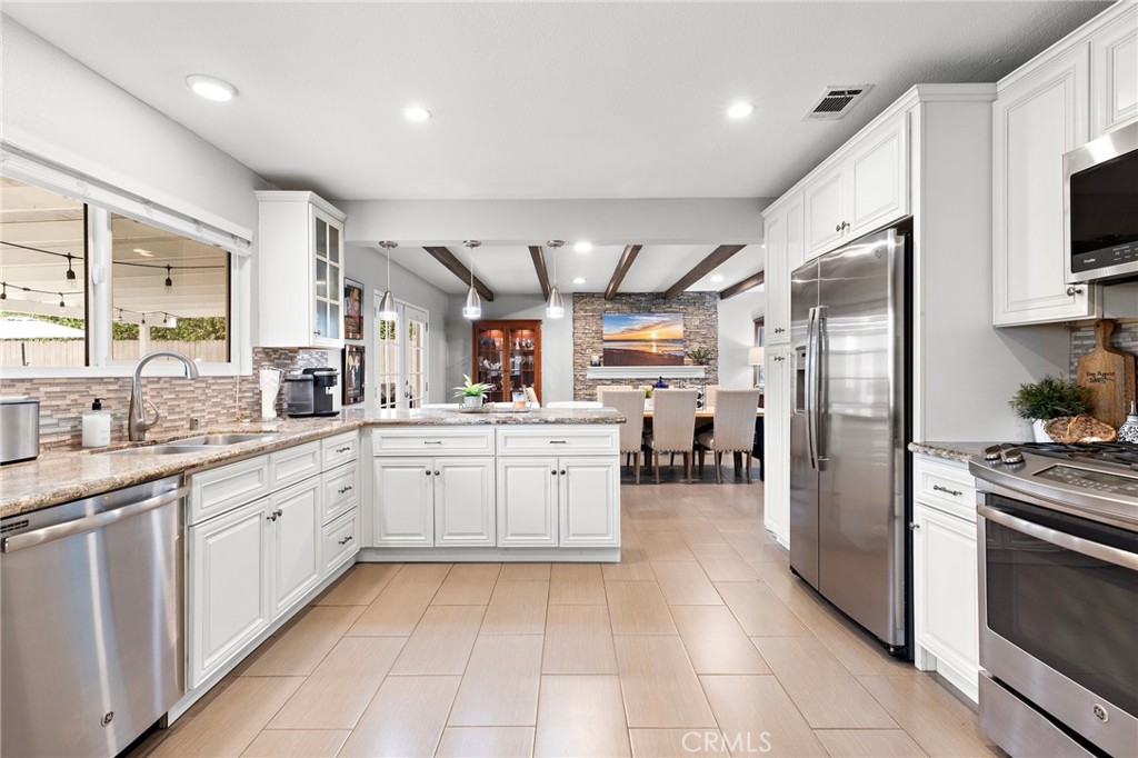 4574 Mission Inn Avenue Riverside, CA 92501 - Photo 13 of 39