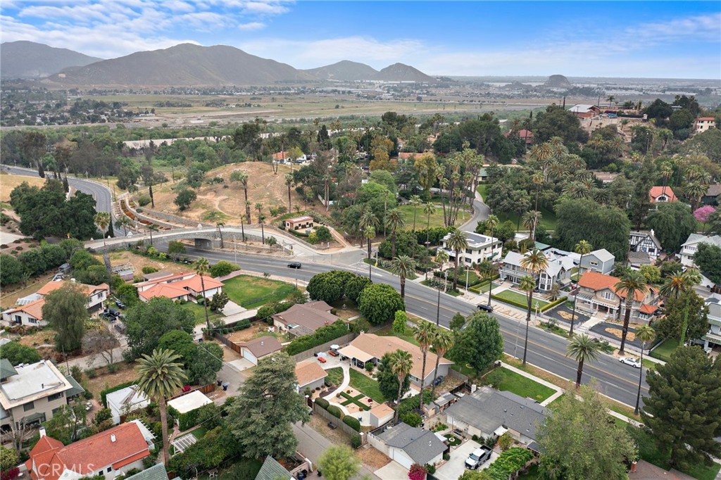 4574 Mission Inn Avenue Riverside, CA 92501 - Photo 30 of 39