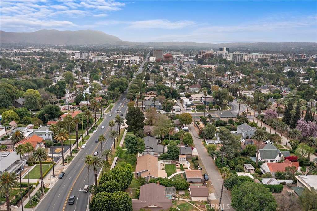 4574 Mission Inn Avenue Riverside, CA 92501 - Photo 33 of 39