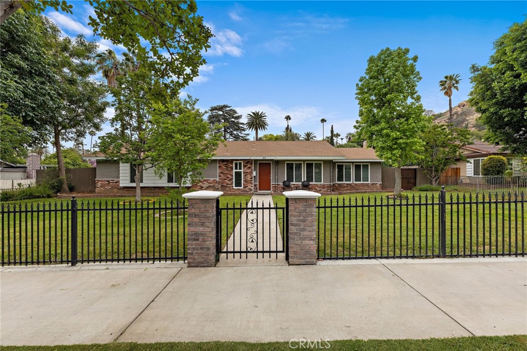 4574 Mission Inn Avenue Riverside, CA 92501 - Photo 38 of 39