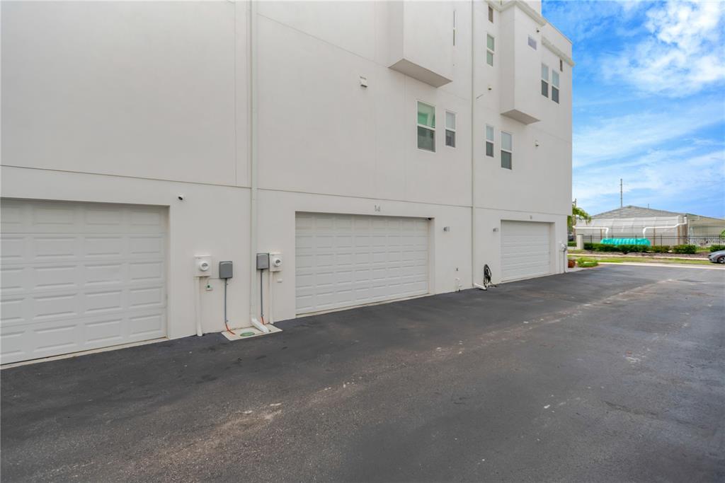 3100 West Paul Avenue, Unit 14 Tampa, FL 33611 - Photo 32 of 36 a view of a garage