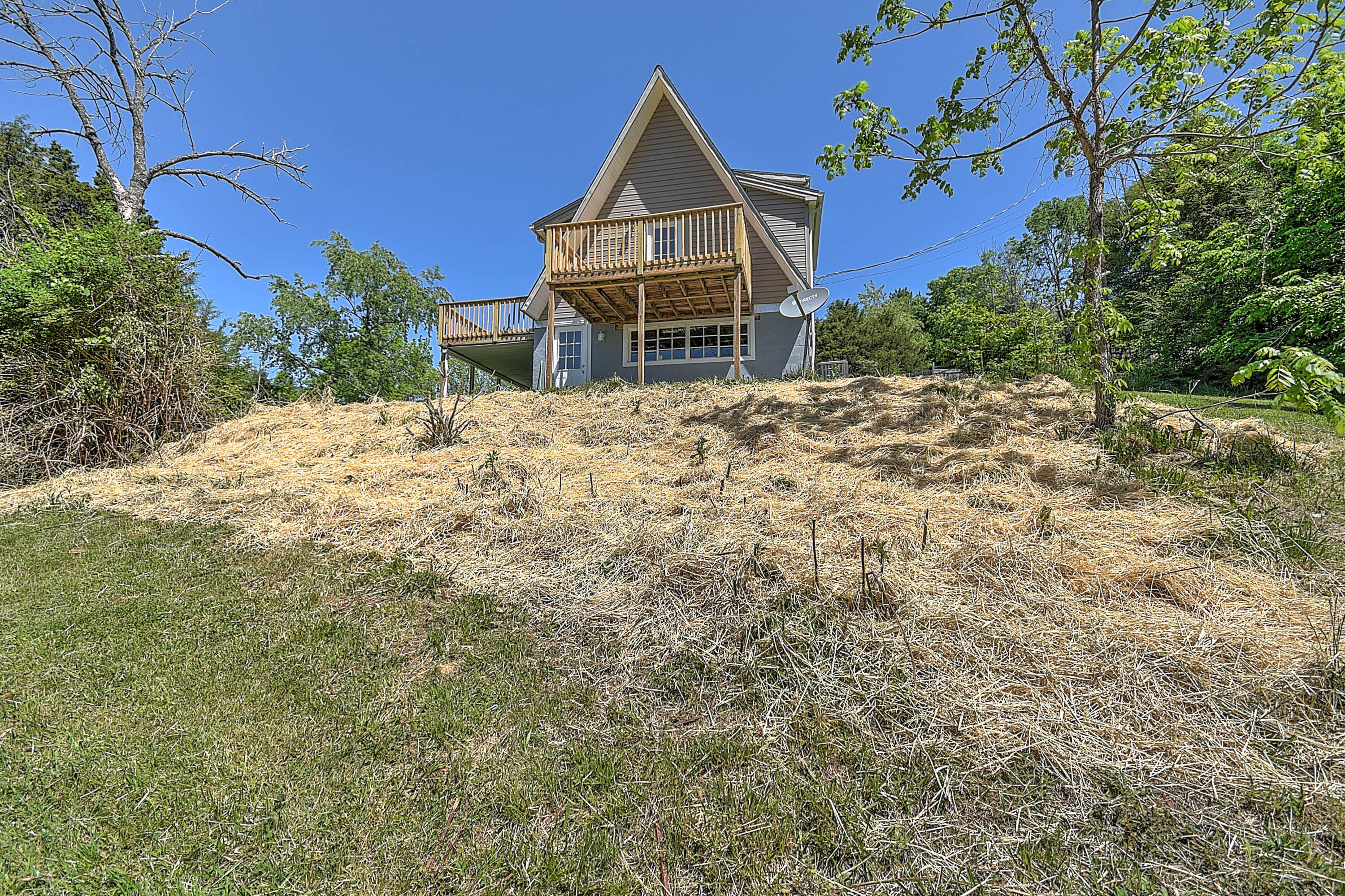 510 V I Ranch Road Bristol, TN 37620 - Photo 2 of 45 V I Ranch-5