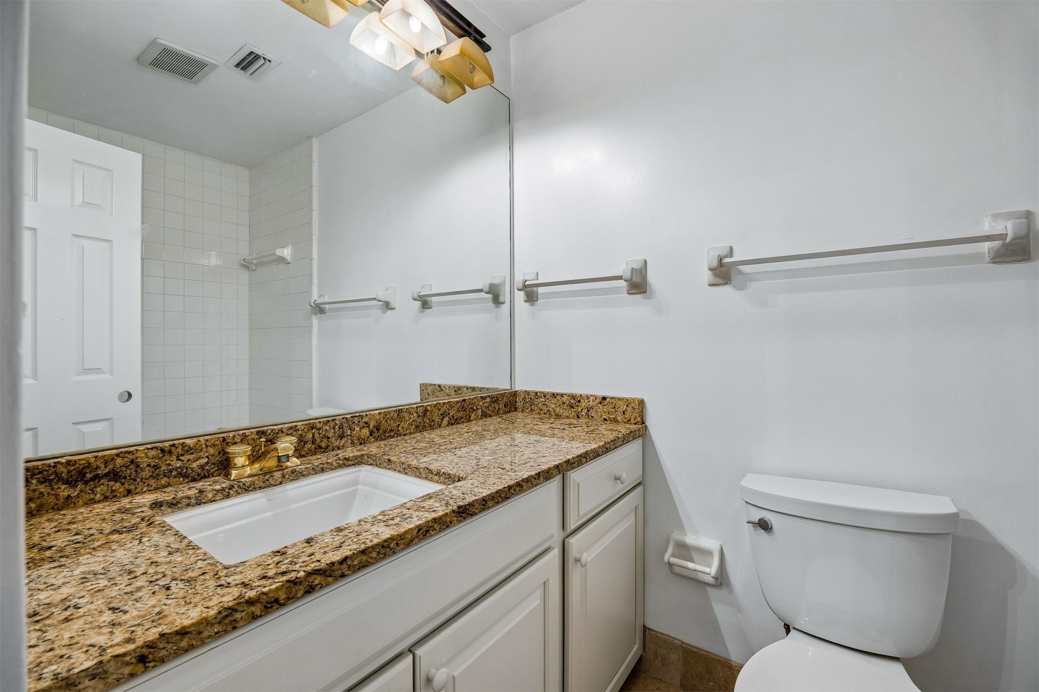 3316 Sea Marsh Road, Unit 3316 Fernandina Beach, FL 32034 - Photo 11 of 42 Primary Bathroom.