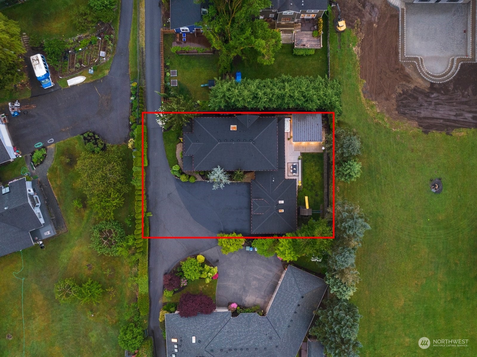 816 13th Street Snohomish, WA 98290 - Photo 3 of 34 an aerial view of a house with a garden