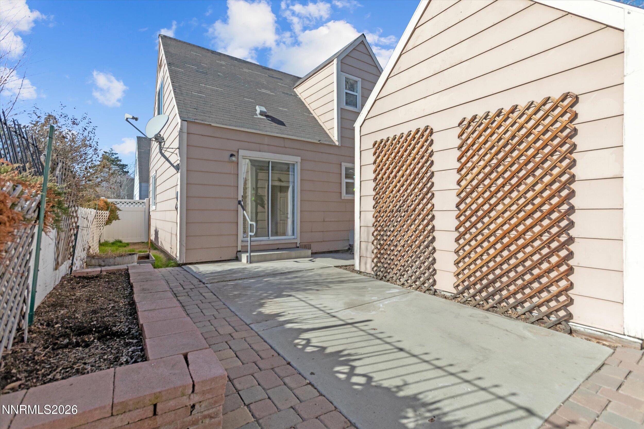 2575 Garfield Drive Sparks, NV 89431 - Photo 23 of 25 20-0Y7A0181