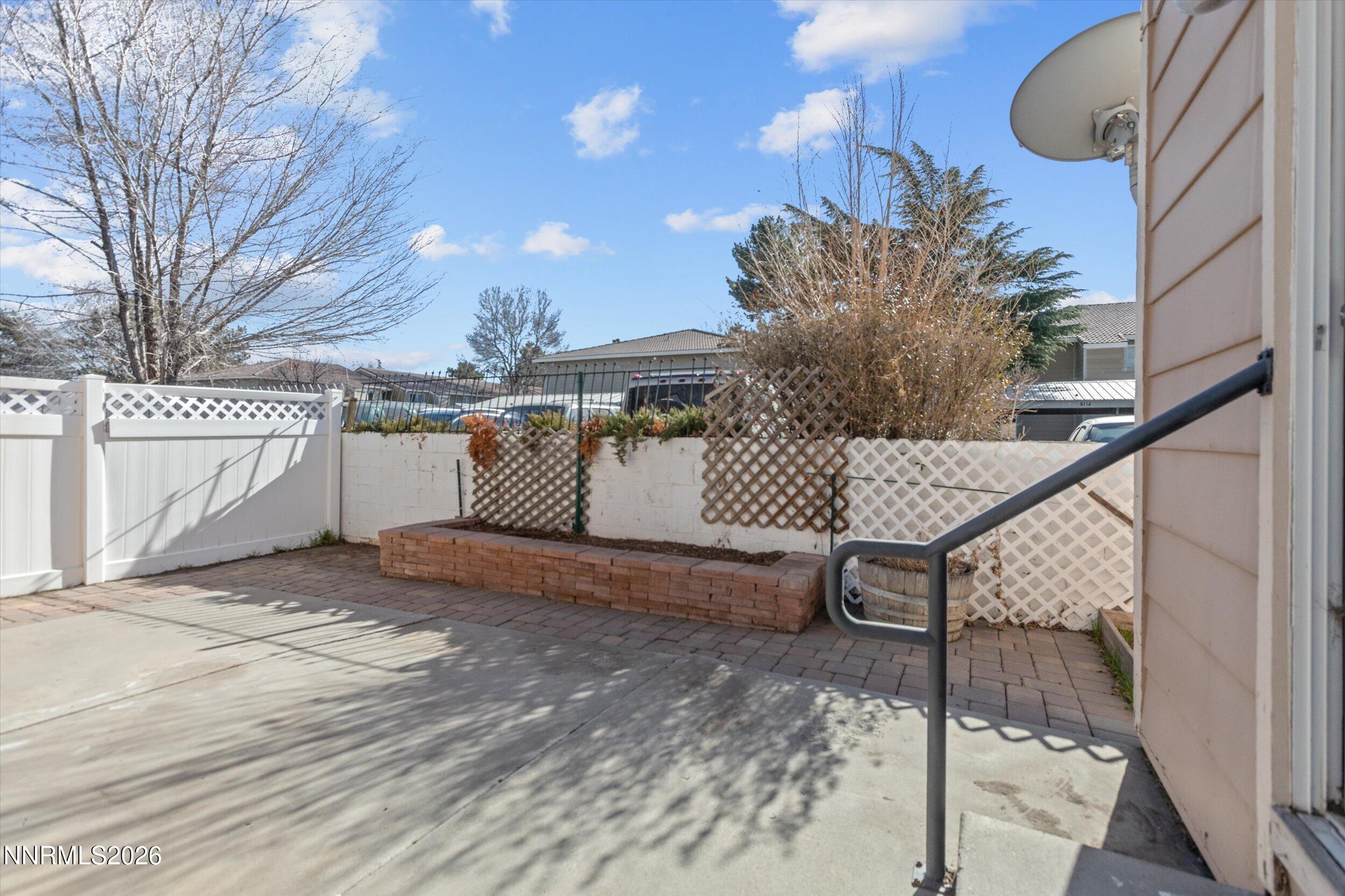 2575 Garfield Drive Sparks, NV 89431 - Photo 24 of 25 21-0Y7A0184