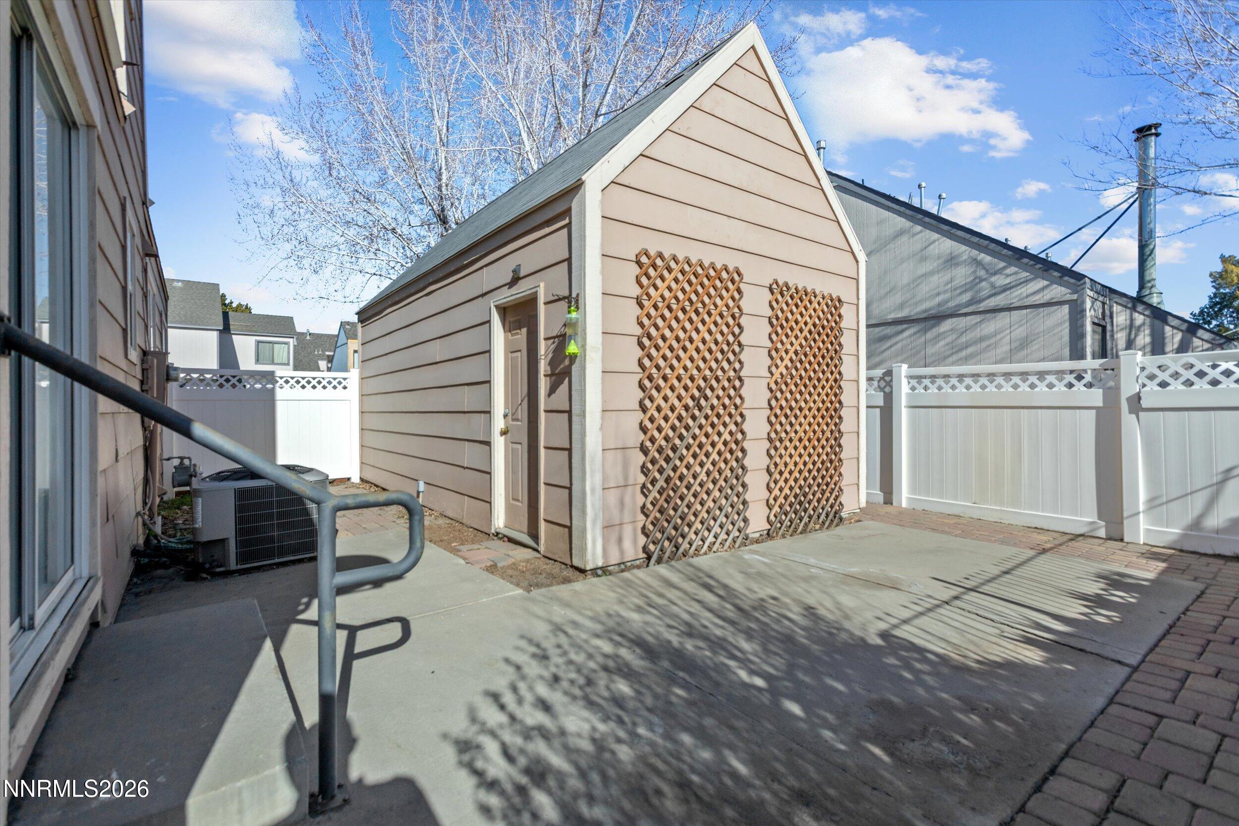 2575 Garfield Drive Sparks, NV 89431 - Photo 25 of 25 23-0Y7A0190