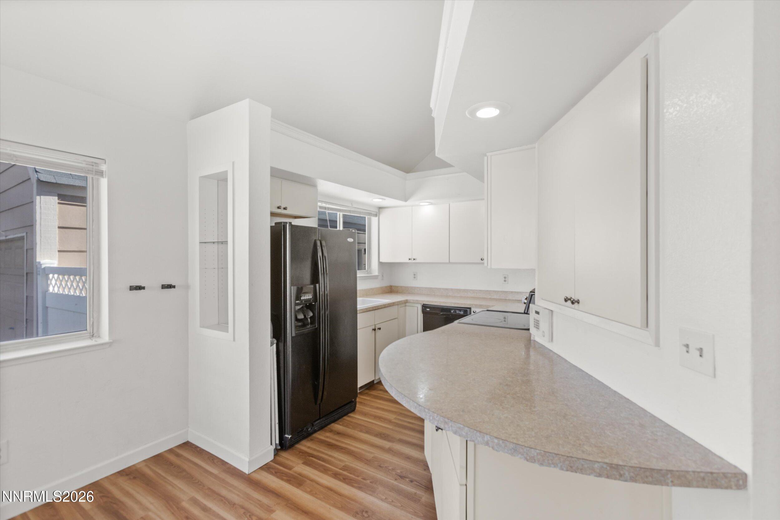 2575 Garfield Drive Sparks, NV 89431 - Photo 10 of 25 06-0Y7A0136