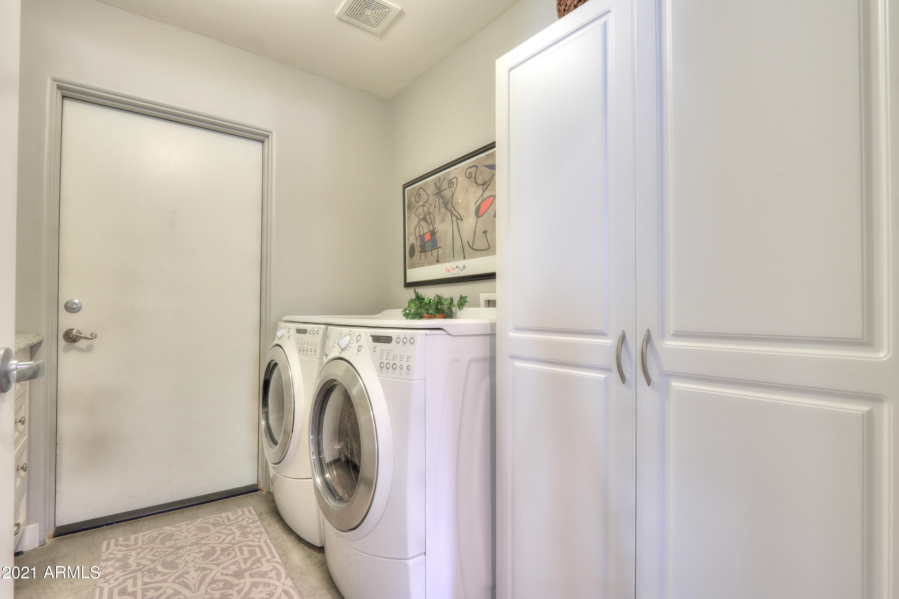 943 East Kortsen Road, Unit 10 Casa Grande, AZ 85122 - Photo 26 of 50 laundry area