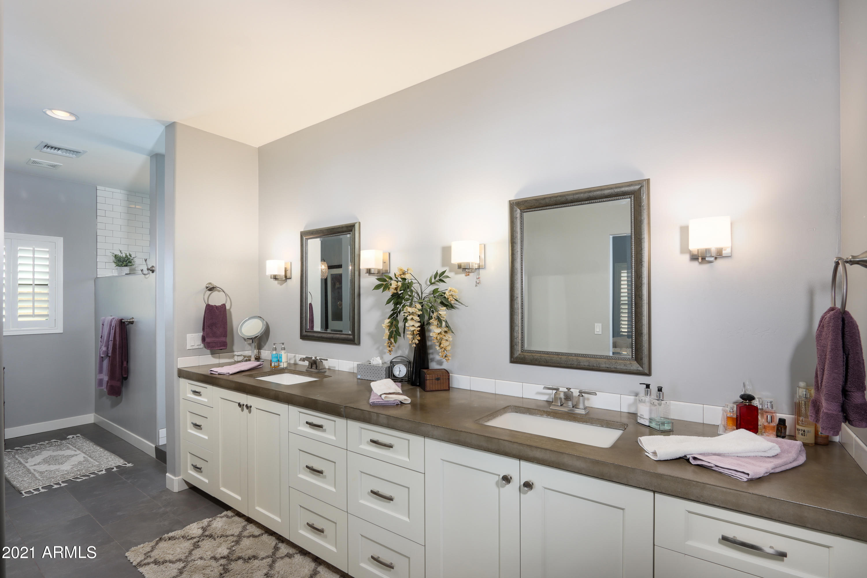 943 East Kortsen Road, Unit 10 Casa Grande, AZ 85122 - Photo 36 of 50 35