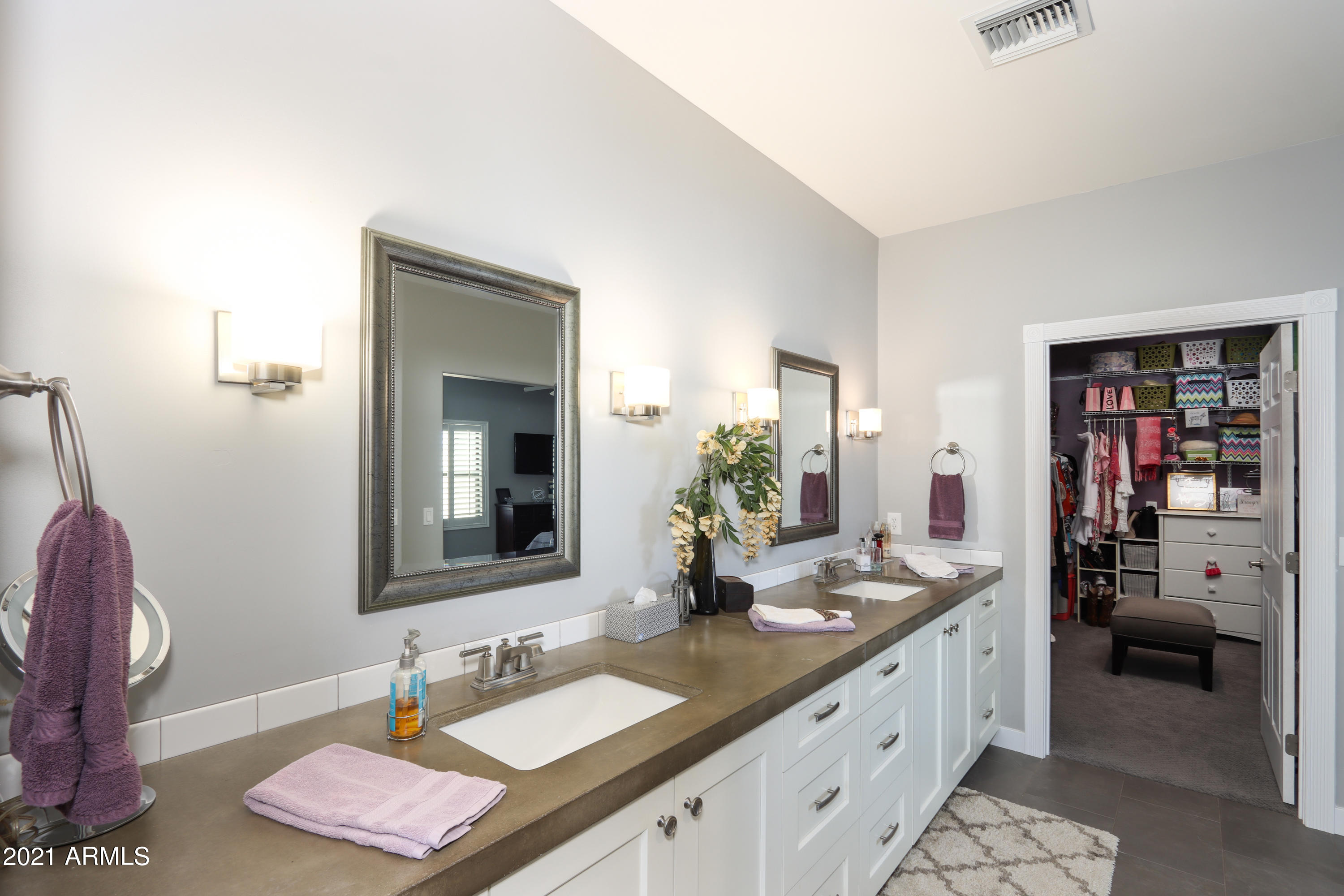 943 East Kortsen Road, Unit 10 Casa Grande, AZ 85122 - Photo 37 of 50 36