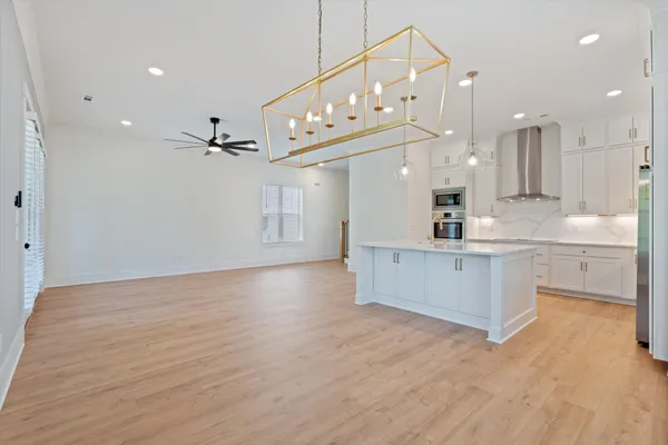 $3,975 | 329 Old Shackle Island Road, Hendersonville, TN 37075