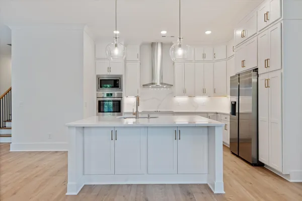 $3,975 | 329 Old Shackle Island Road, Hendersonville, TN 37075