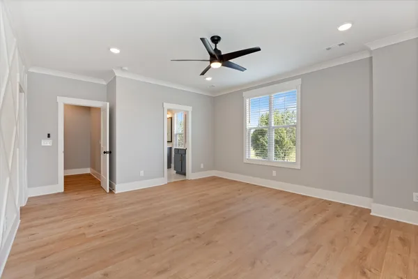 $3,975 | 329 Old Shackle Island Road, Hendersonville, TN 37075