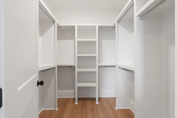 $3,975 | 329 Old Shackle Island Road, Hendersonville, TN 37075