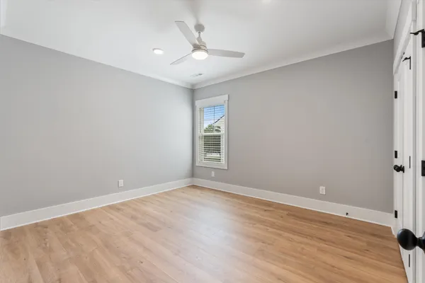 $3,975 | 329 Old Shackle Island Road, Hendersonville, TN 37075