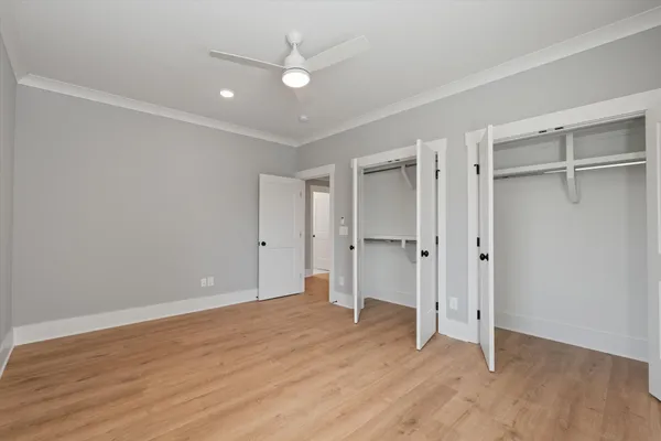 $3,975 | 329 Old Shackle Island Road, Hendersonville, TN 37075