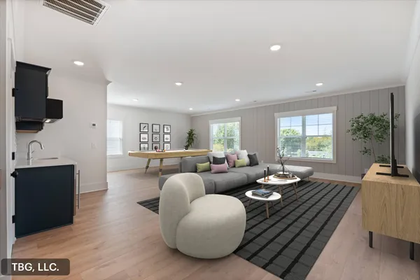 $3,975 | 329 Old Shackle Island Road, Hendersonville, TN 37075