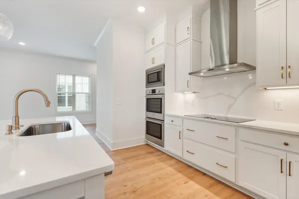 $3,975 | 329 Old Shackle Island Road, Hendersonville, TN 37075