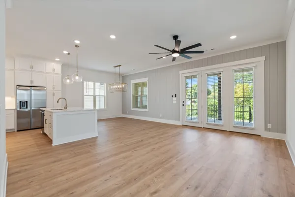 $3,975 | 329 Old Shackle Island Road, Hendersonville, TN 37075