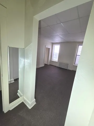 $1,300 | 6529 South Kimbark Avenue, Unit 3R, Chicago, IL 60637