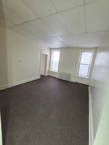 $1,300 | 6529 South Kimbark Avenue, Unit 3R, Chicago, IL 60637