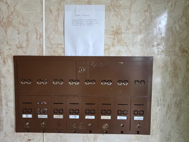 $1,300 | 6529 South Kimbark Avenue, Unit 3R, Chicago, IL 60637