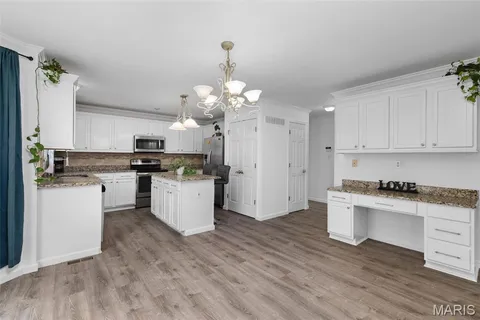 $399,900 | 627 West Falls Court, O'Fallon, MO 63368